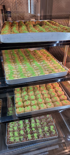 Photo of Fresh Shawarma & Naan - 106 Dunstable Rd, Luton LU1 1EW